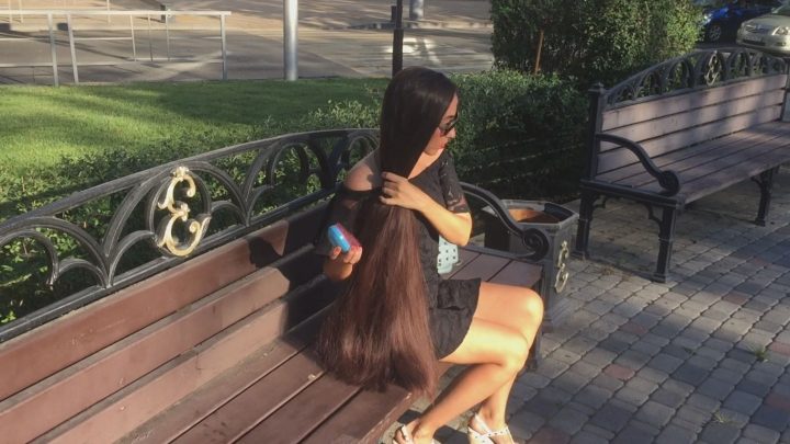 Hairplay in Bench with Thick Mane: Part. 2
