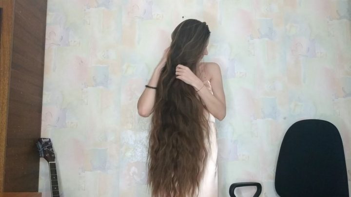 Super Thick Hair Play in Silk Dress - Image 5