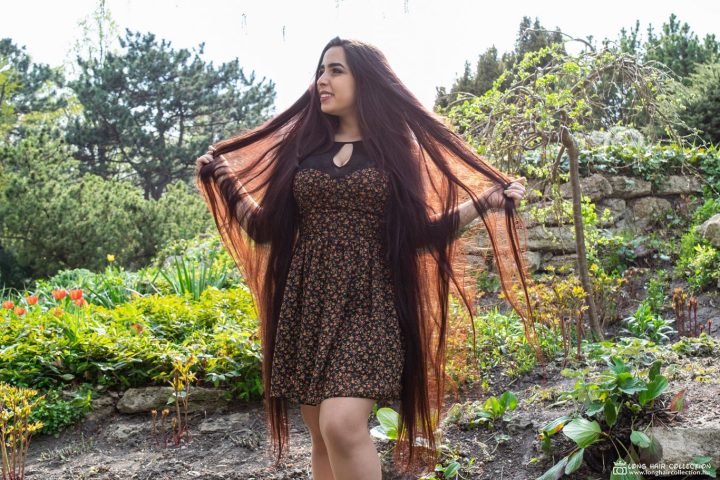 Bella's Natural Light Photoshoot on Margaret Island