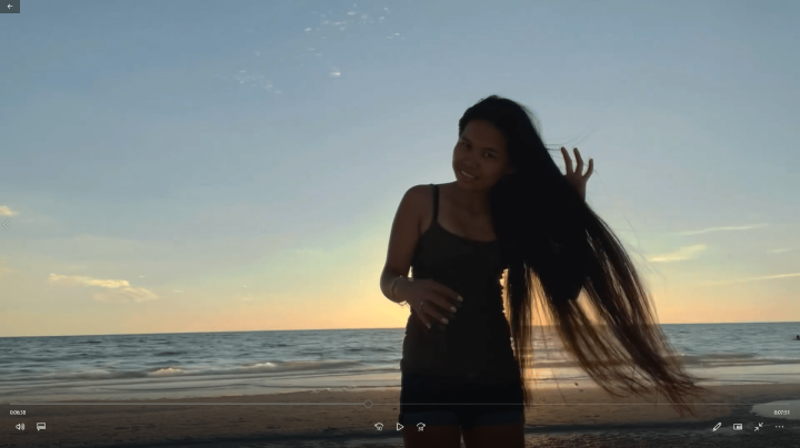 Very Windy & Relaxing Hair Play in Clearwater Beach - Image 9