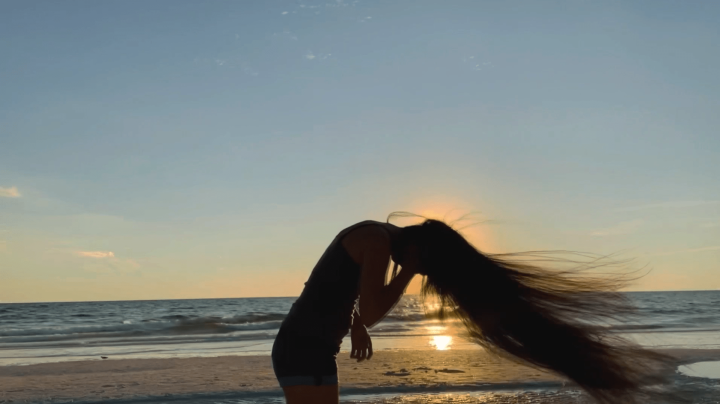 Very Windy & Relaxing Hair Play in Clearwater Beach - Image 8